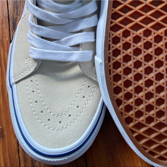 Vans Cream Hightops - Picture 6 of 7